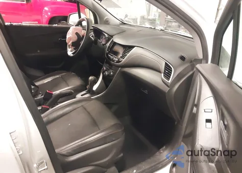 2018 Chevrolet Trax Lt z USA, uszkodzony, nr VIN KL7CJLSB8JB537230